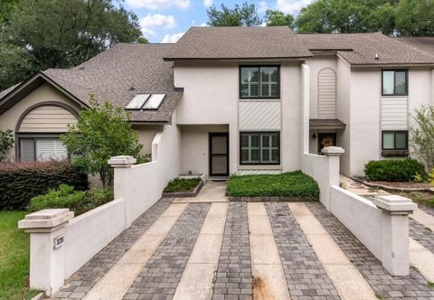 Photo of 321 Lapwing Lane, Mount Pleasant, SC 29464 (MLS # 26009085)