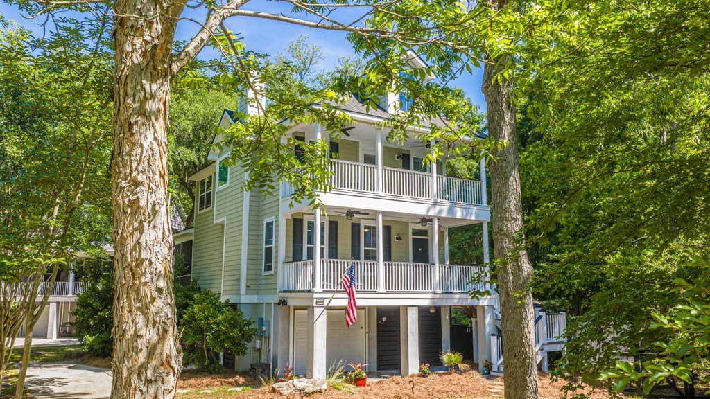 Photo of 3772 Tip Lane, Mount Pleasant, SC 29466 (MLS # 26013221)