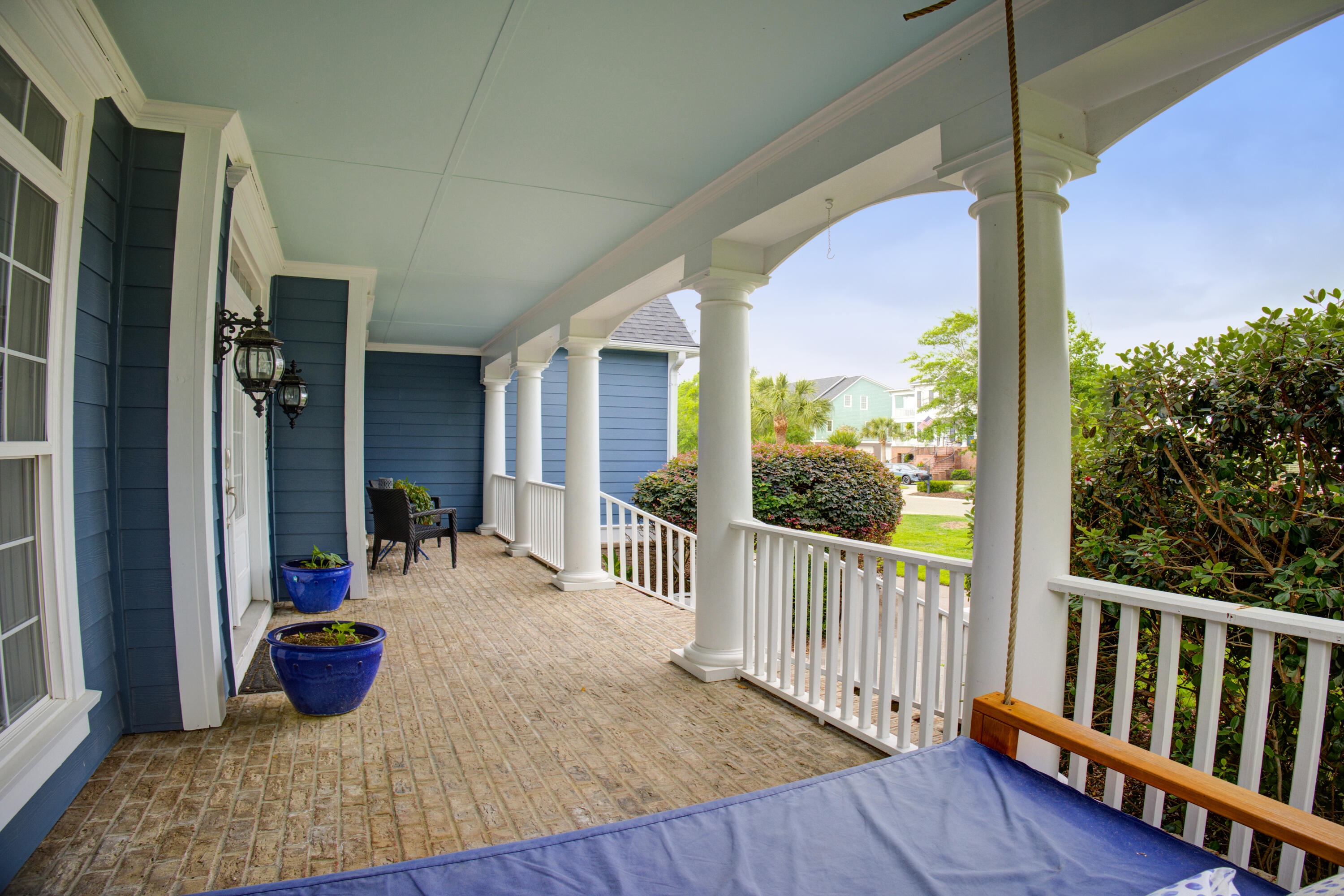 2772 Oak Manor Drive