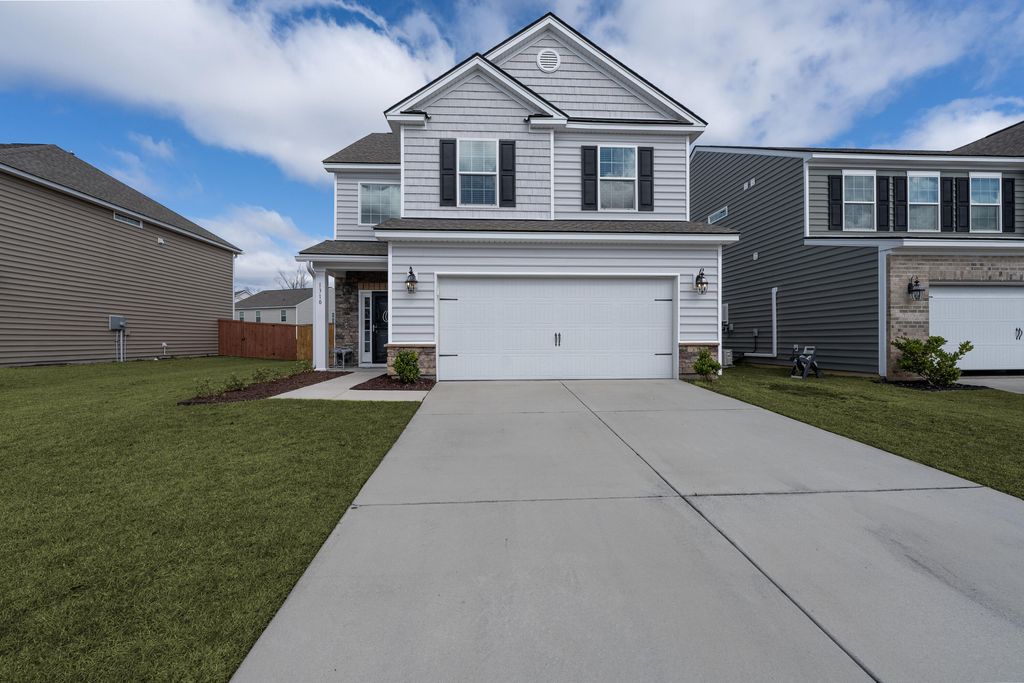 Photo of 1310 Berry Grove Drive, Summerville, SC 29485 (MLS # 26004436)