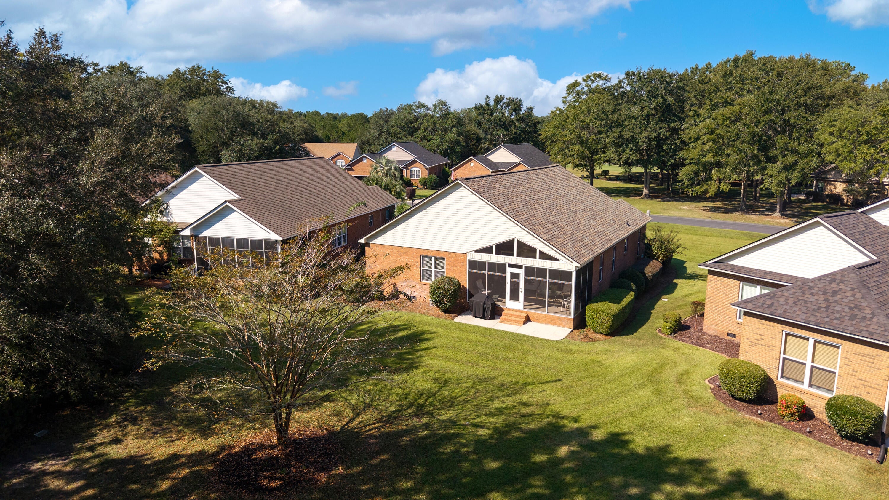 115 Oakview Circle