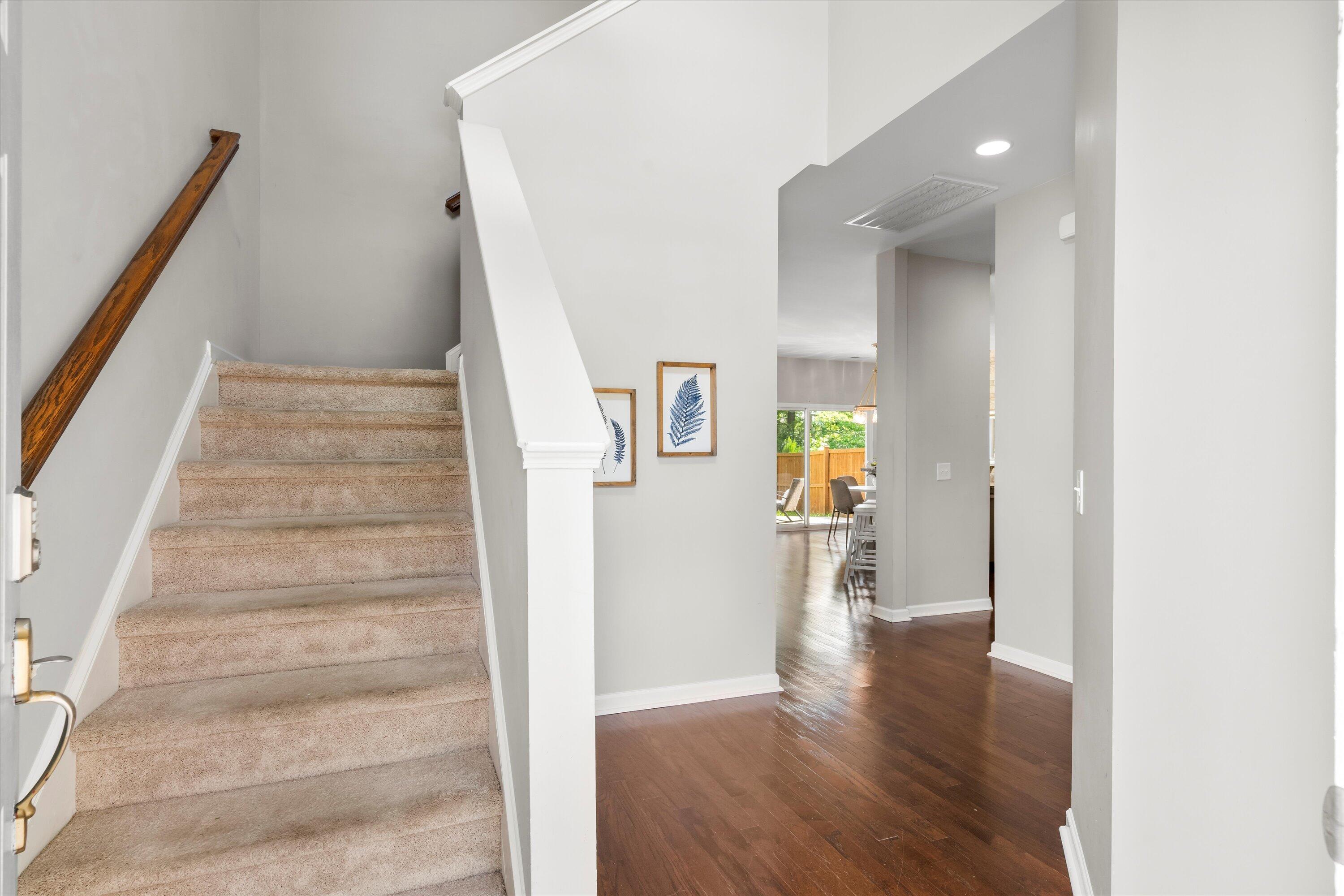 453 Whispering Breeze Lane