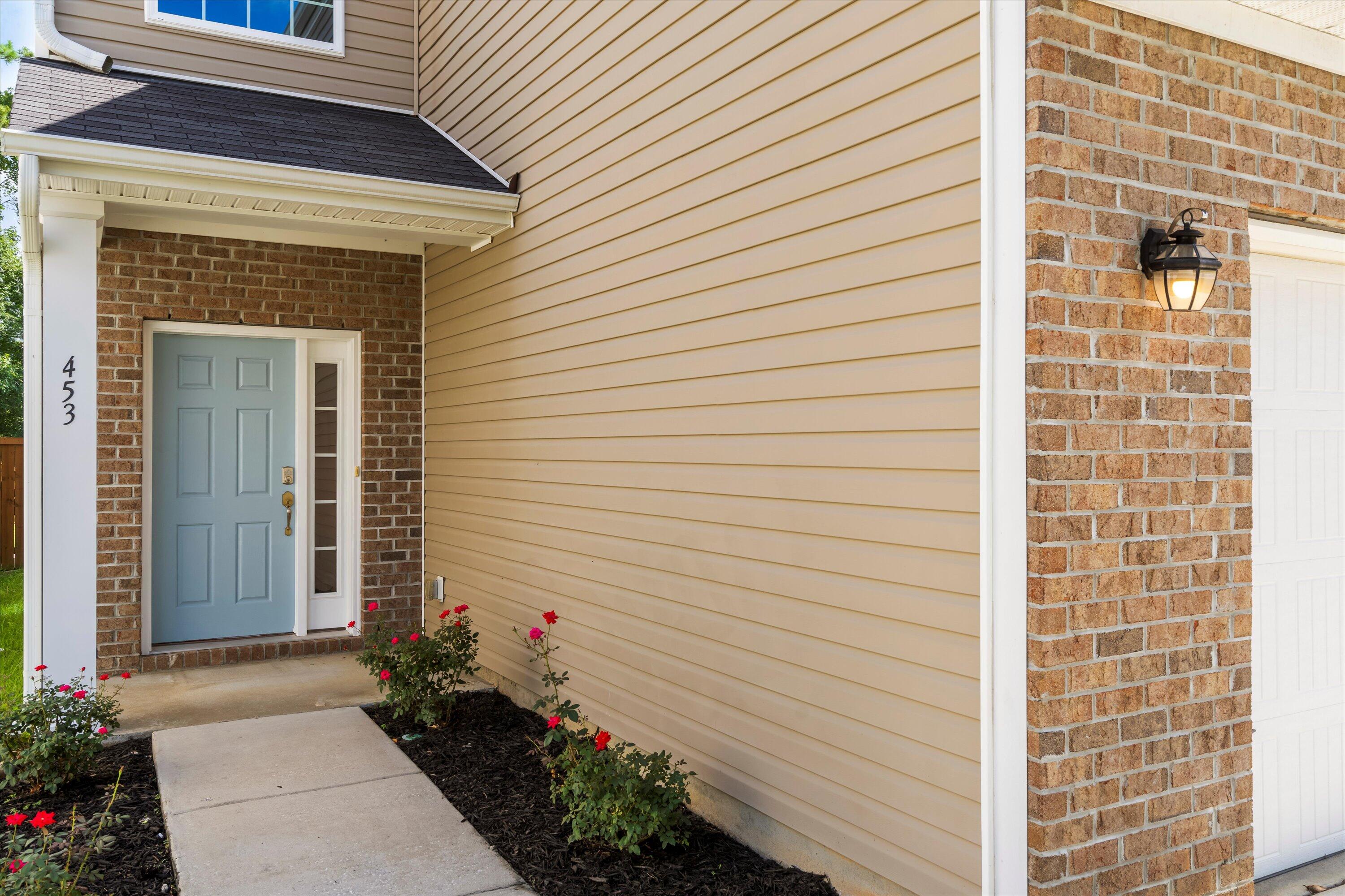 453 Whispering Breeze Lane