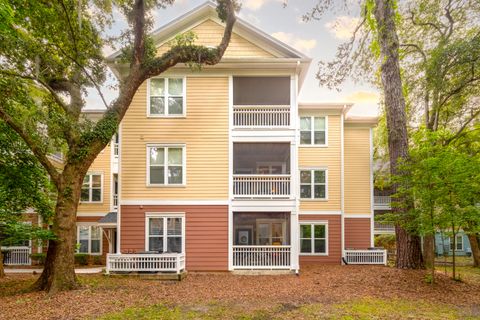 Photo of 300 Bucksley Lane #102, Charleston, SC 29492 (MLS # 25015230)