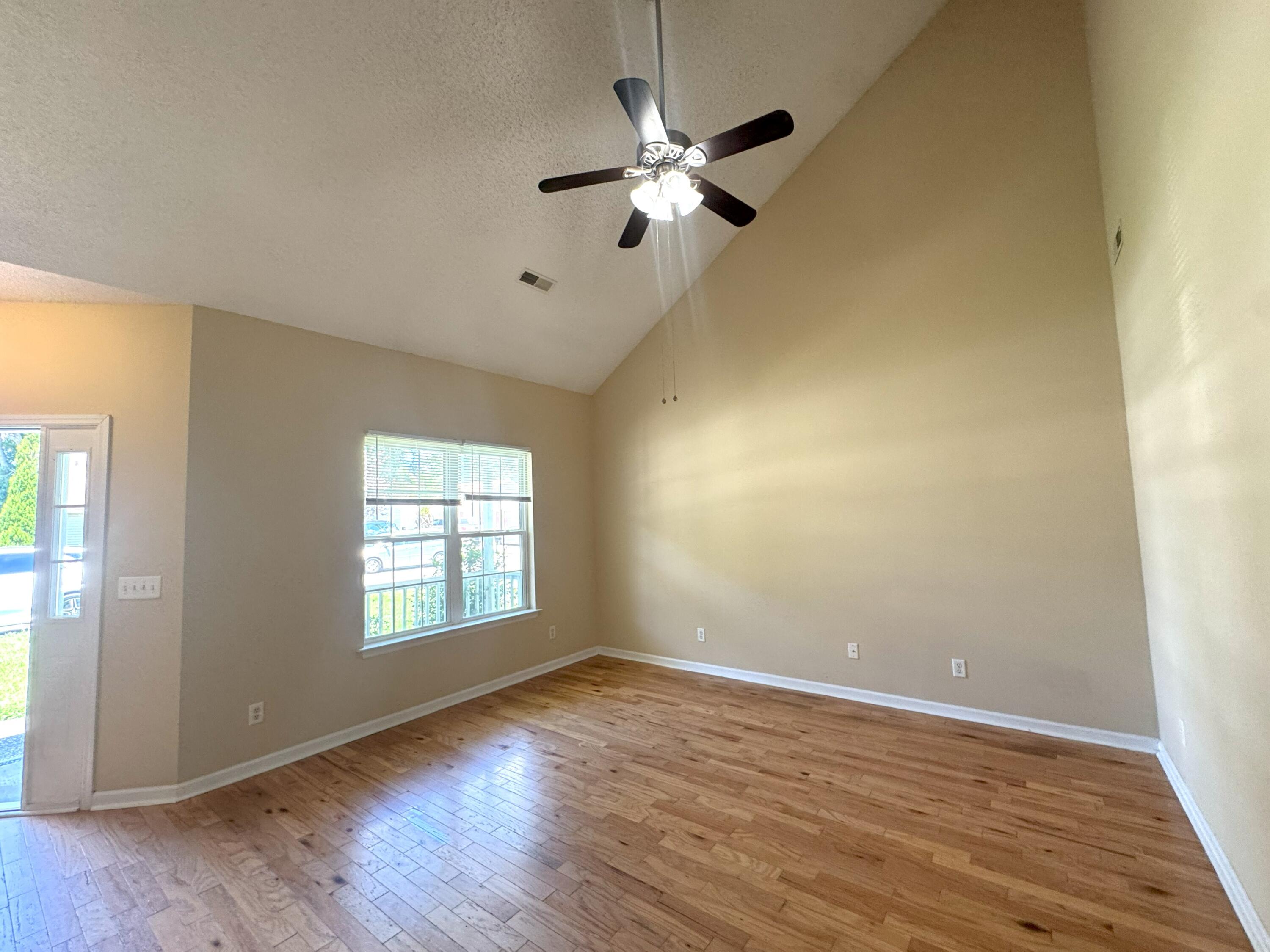 1305 Pinethicket Drive