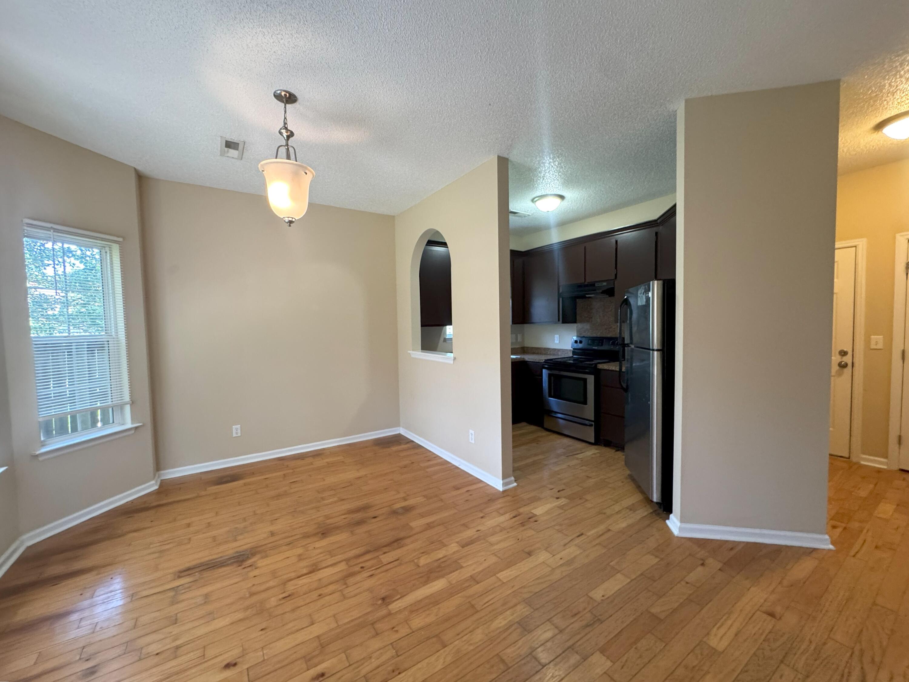 1305 Pinethicket Drive