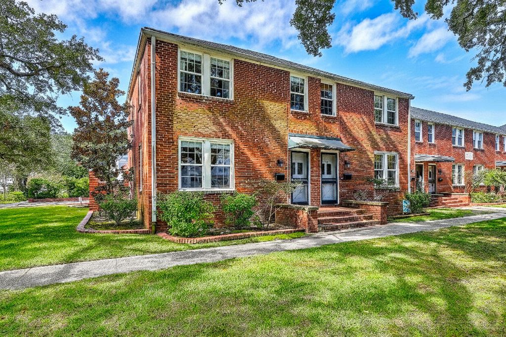 Photo of 17 8th Avenue #A, Charleston, SC 29403 (MLS # 25026904)