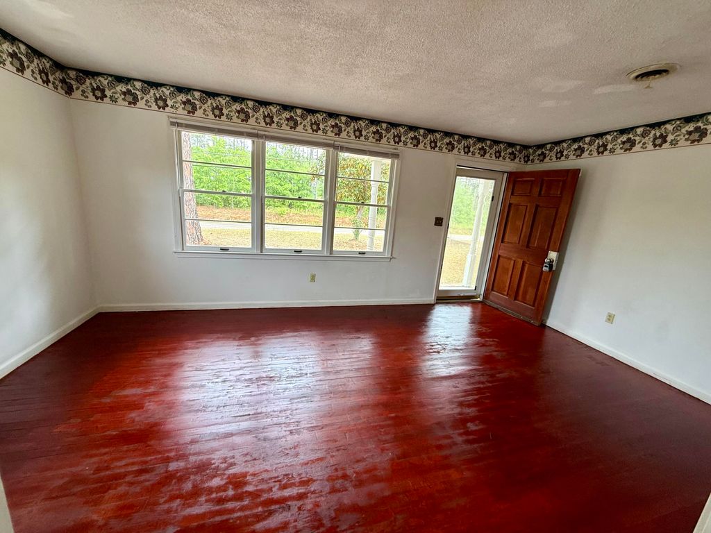 Photo of 517 Winningham Road, Orangeburg, SC 29118 (MLS # 26012460)
