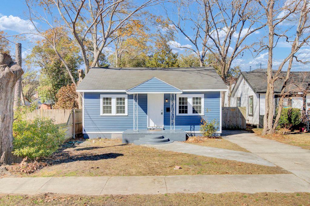 Photo of 1904 Iris Street, North Charleston, SC 29405 (MLS # 26002296)