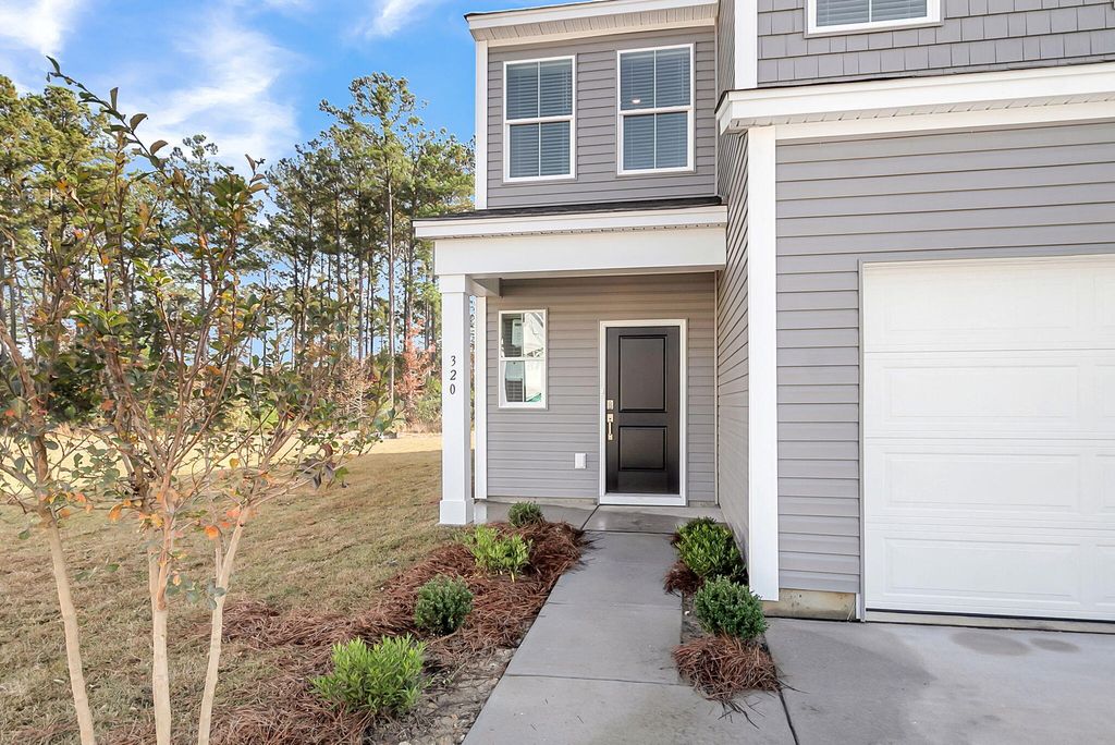 Photo of 123 Scout Drive, Summerville, SC 29486 (MLS # 26001012)
