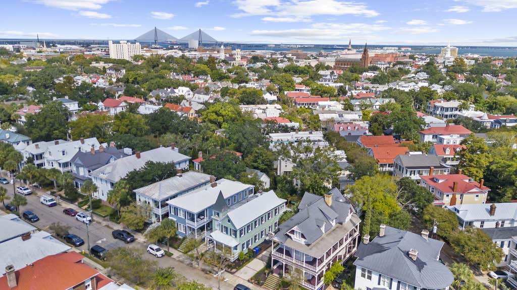 Photo of 6 Rutledge Avenue, Charleston, SC 29401 (MLS # 26017494)