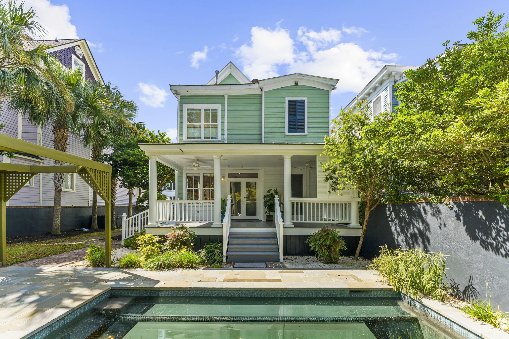 6 Rutledge Avenue