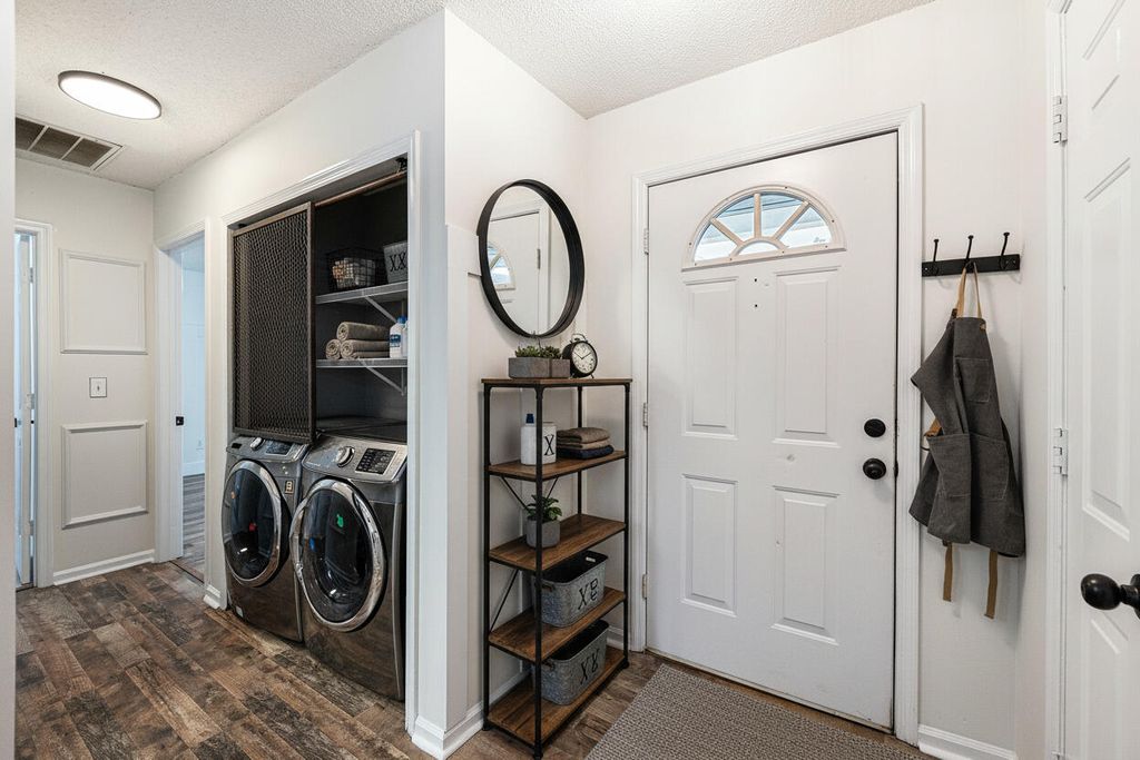 Photo of 1167 Landsdowne Drive, Charleston, SC 29412 (MLS # 25031045)