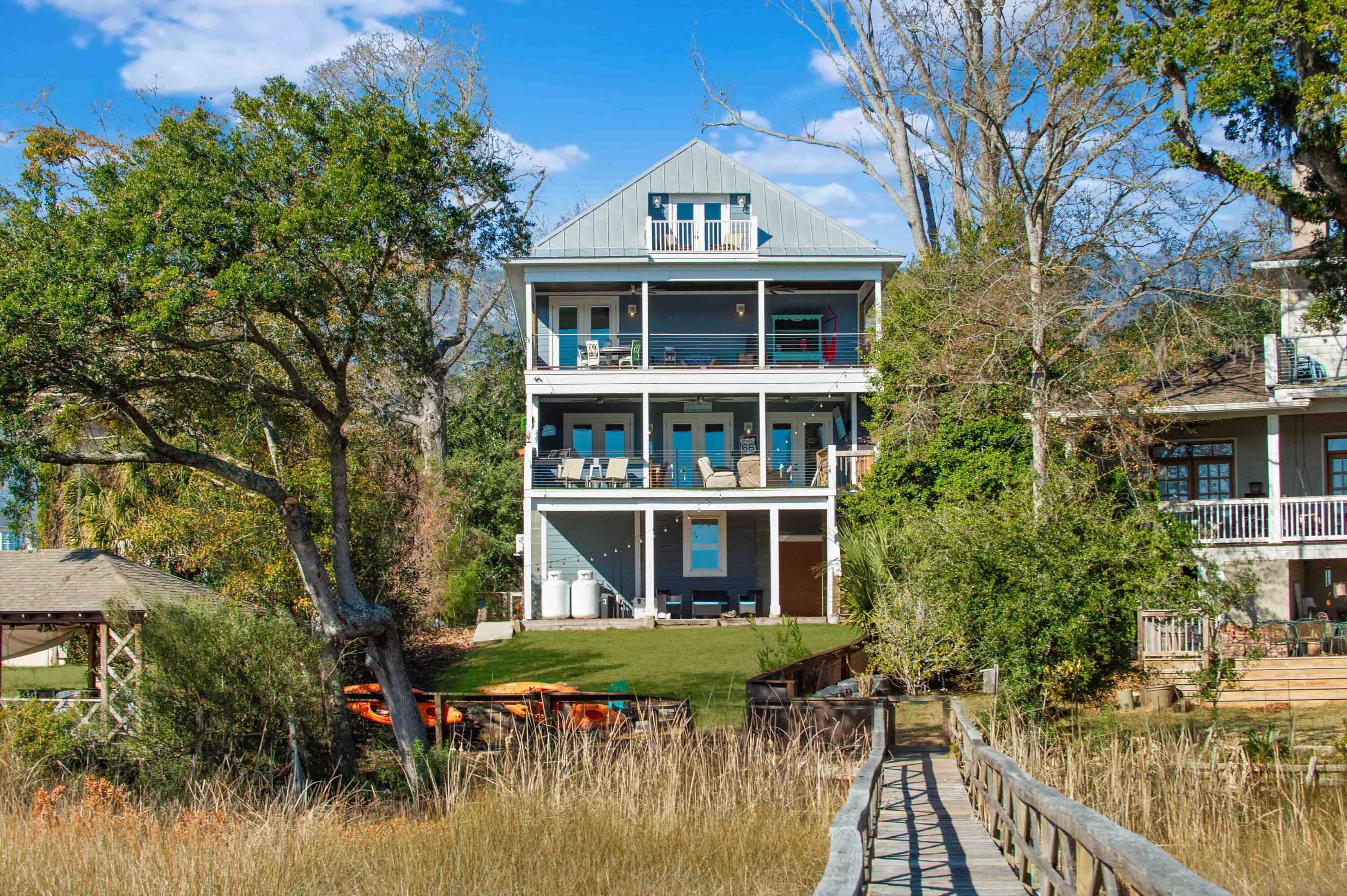 5648 Captain Kidd Road