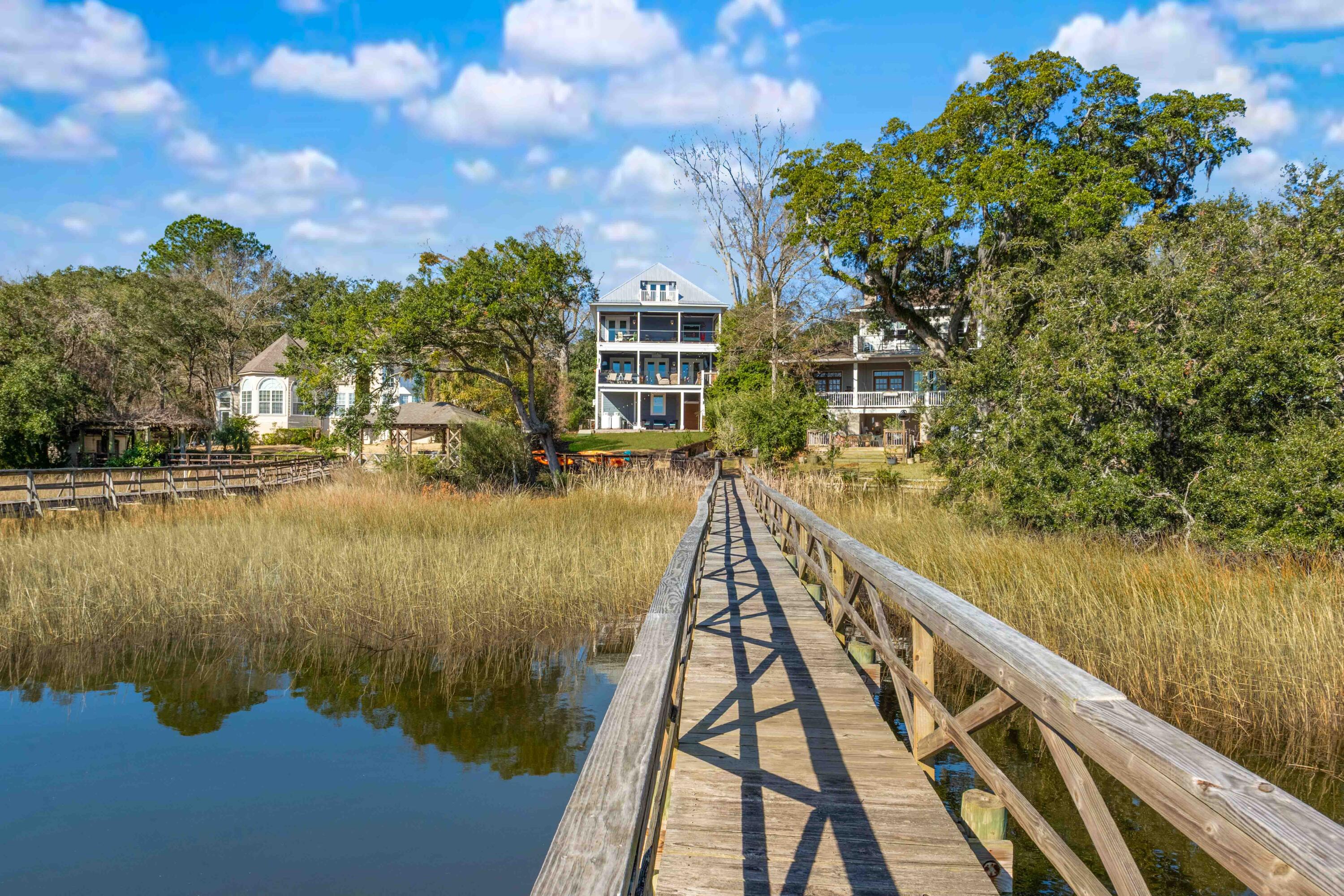 5648 Captain Kidd Road