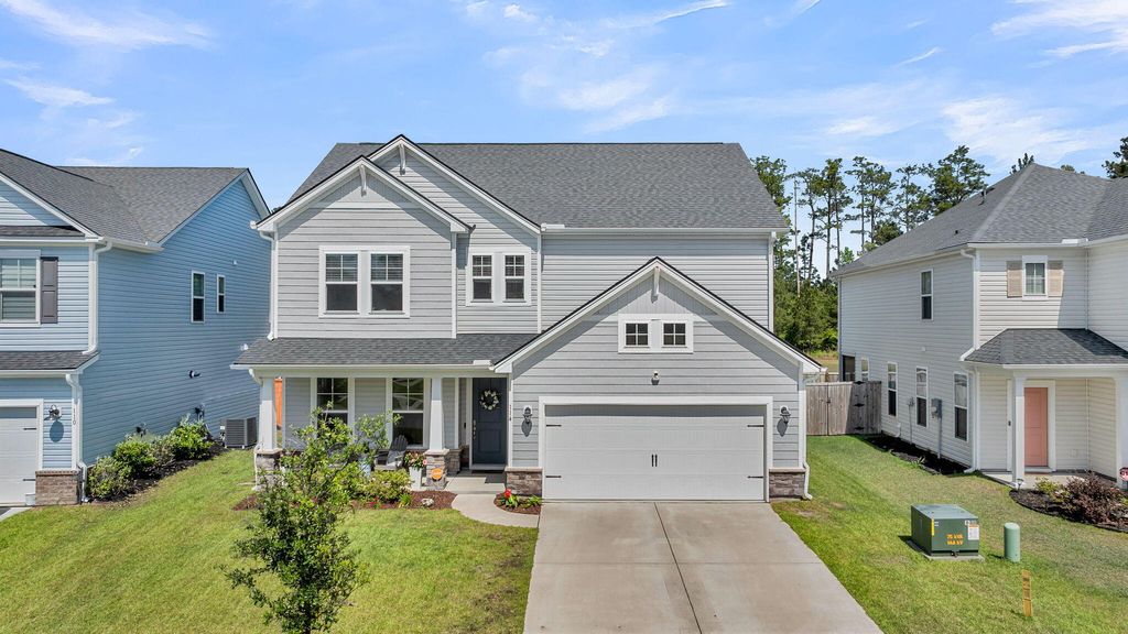 Photo of 114 Wappoo Trace Lane, Summerville, SC 29486 (MLS # 26011369)