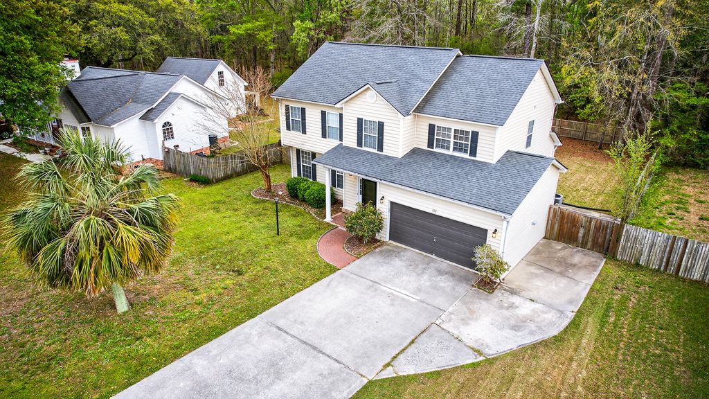 Photo of 334 Camelot Drive, Goose Creek, SC 29445 (MLS # 26008634)