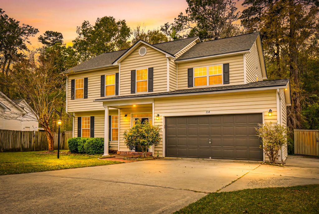 Photo of 334 Camelot Drive, Goose Creek, SC 29445 (MLS # 26008634)