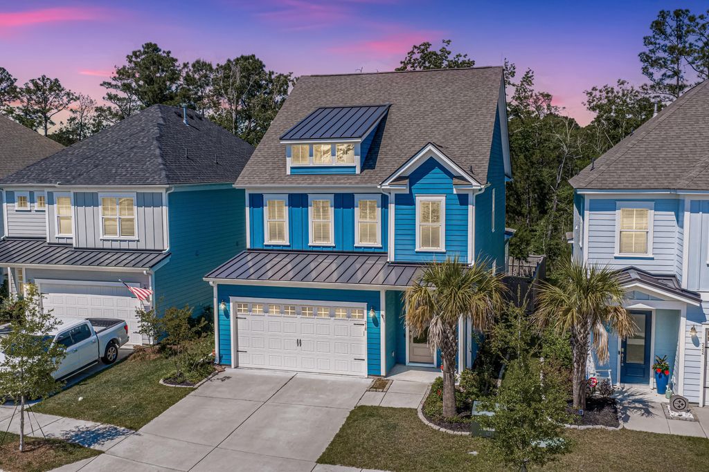 Photo of 218 Port Tack Drive, Charleston, SC 29492 (MLS # 26010973)