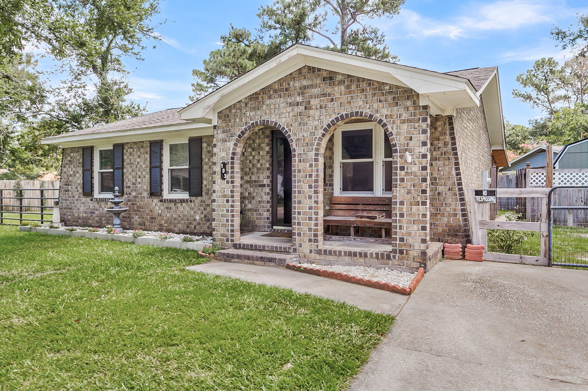 103 Mcduffie Court