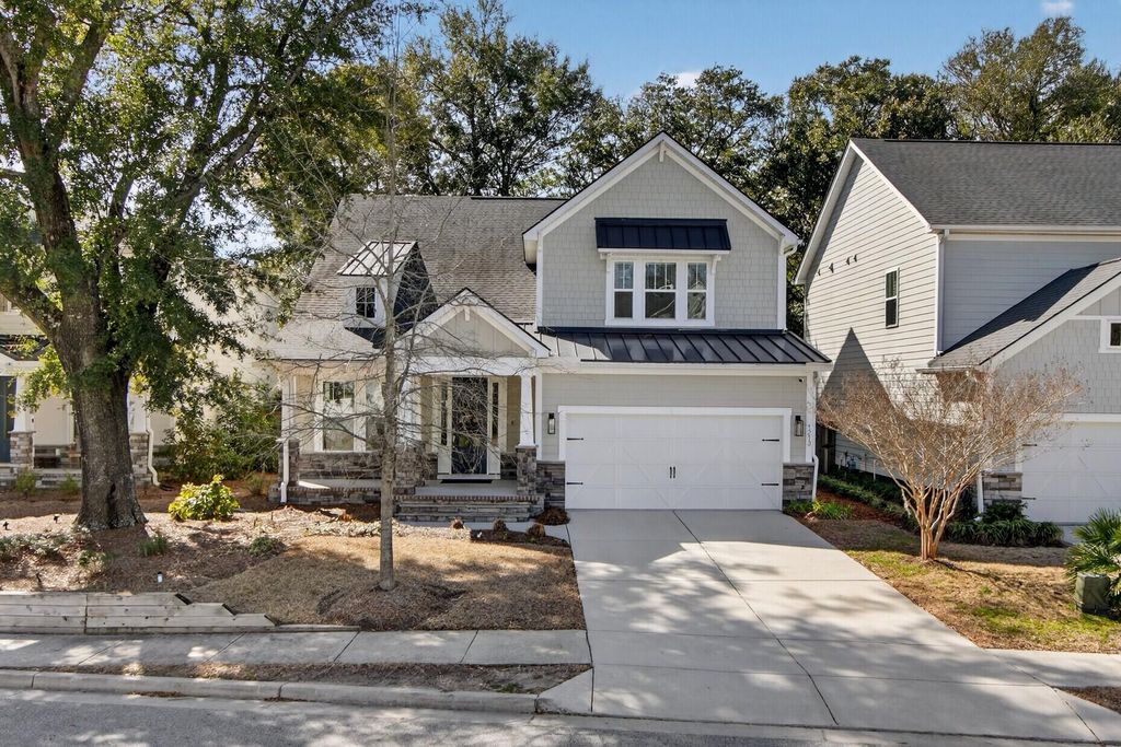 Photo of 1213 Gannett Road, Mount Pleasant, SC 29464 (MLS # 26004830)