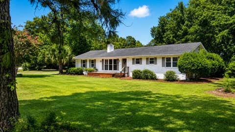 Photo of 114 Reynolds Road, Summerville, SC 29483 (MLS # 26021878)