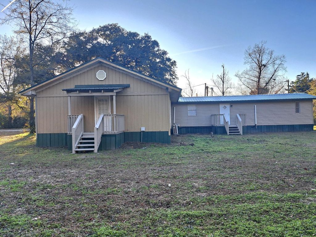 Photo of 119 Town Hall Court Ct, Vance, SC 29163 (MLS # 25032414)