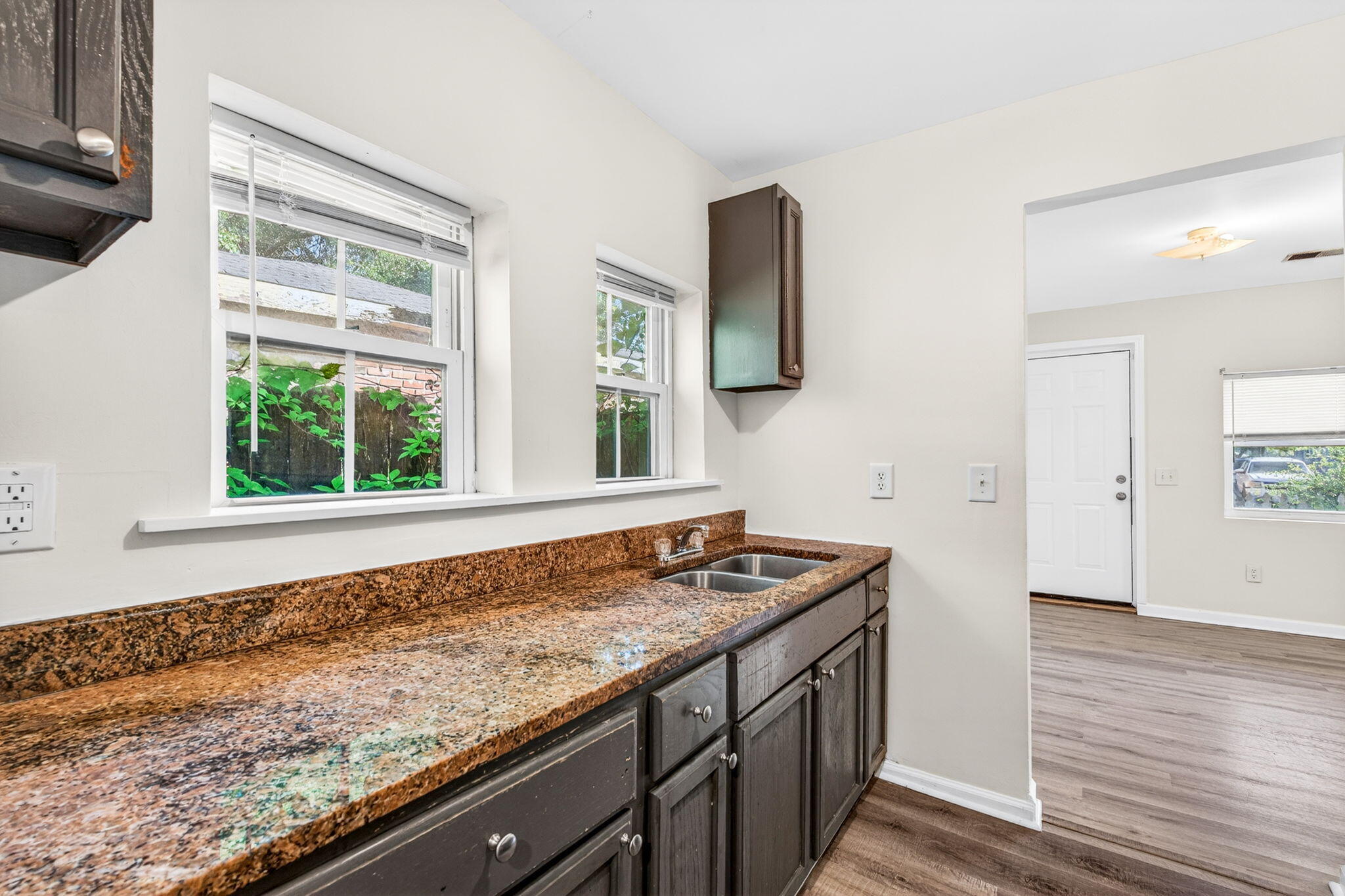 1045 Seaside Lane Apt A & B