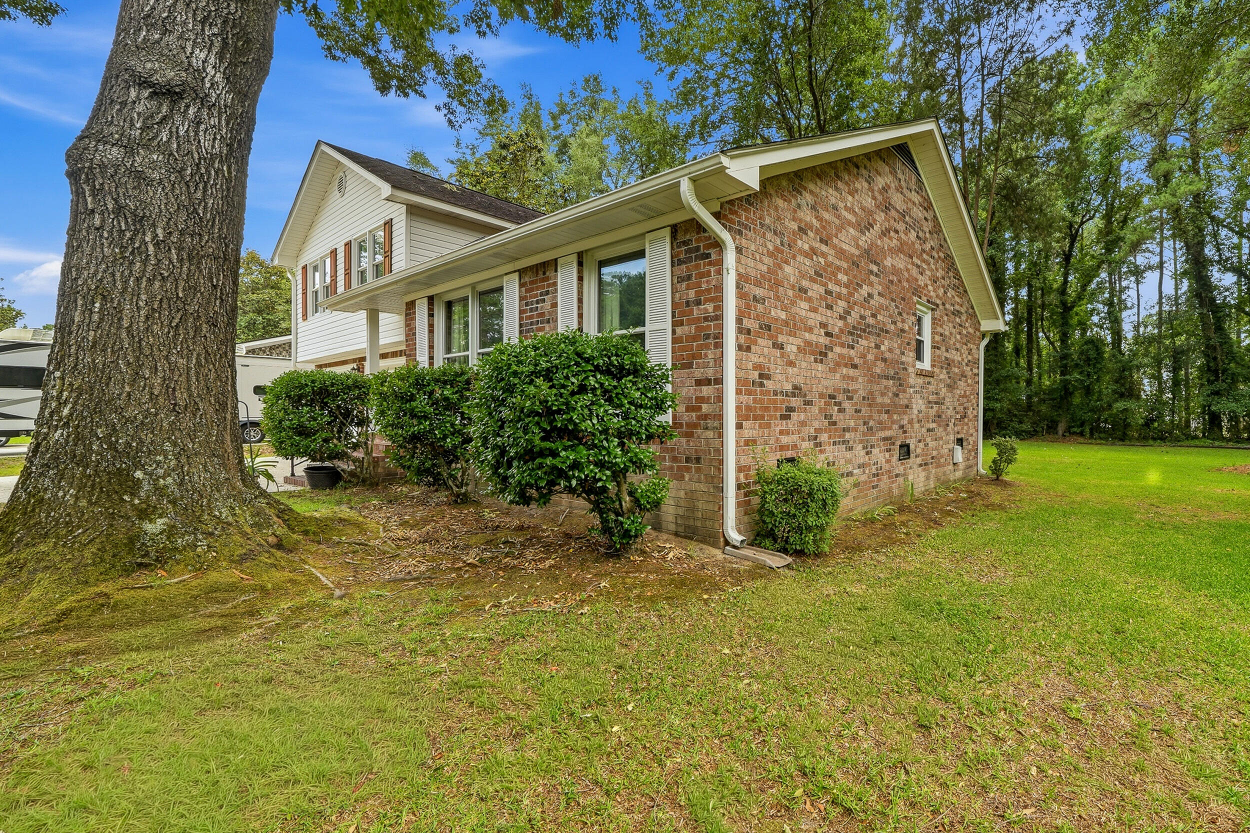 232 Canaberry Circle