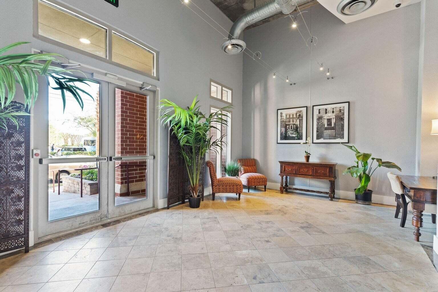 150 Bee Street 308