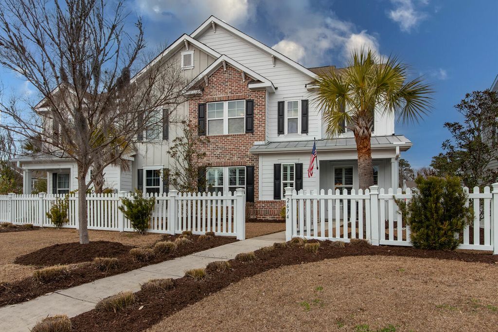 Photo of 2674 Park West Boulevard, Mount Pleasant, SC 29466 (MLS # 26005166)