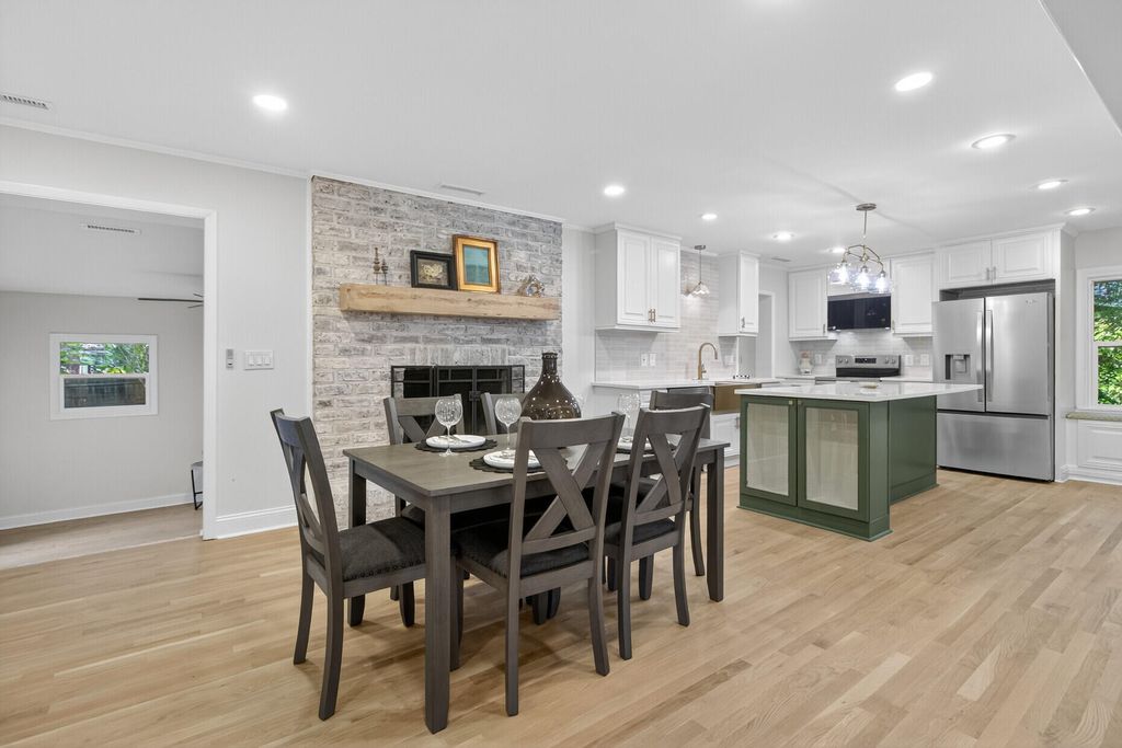 Photo of 1223 Charlestowne Drive, Charleston, SC 29407 (MLS # 25029240)