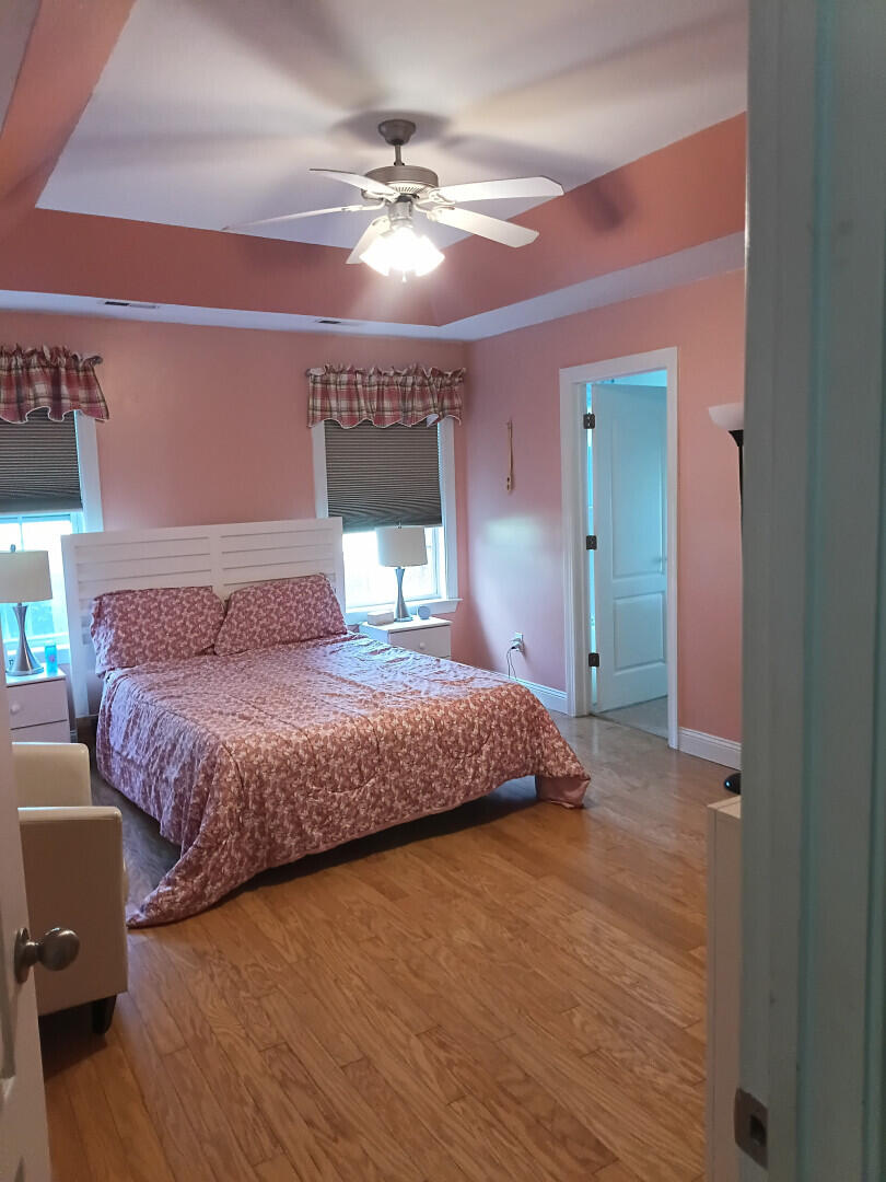 1476 Blue Heron Point