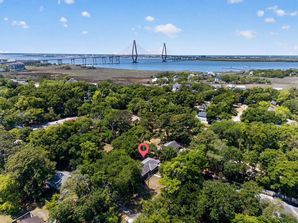 Photo of 211 6th Avenue, Mount Pleasant, SC 29464 (MLS # 26013450)