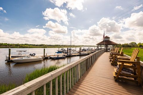 Photo of 2329 Tall Sail Drive #704d, Charleston, SC 29414 (MLS # 25016979)