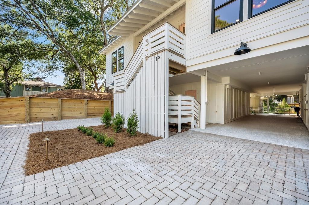 Photo of 19 Sandcrab Court, Isle of Palms, SC 29451 (MLS # 25028250)