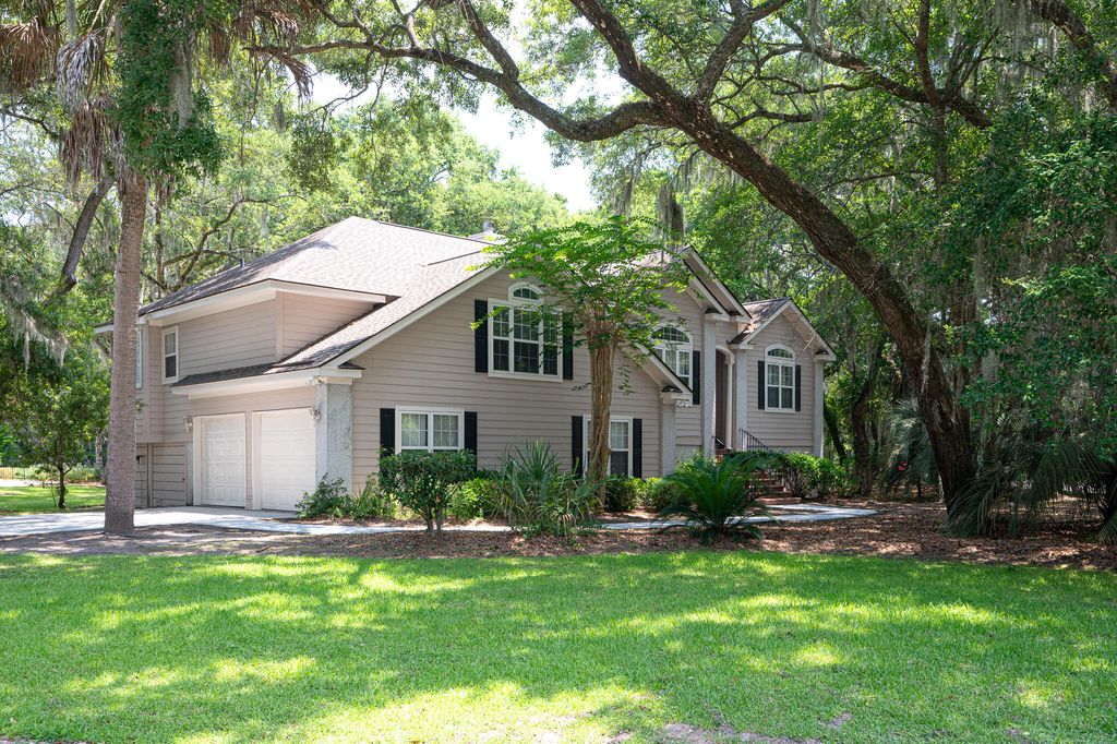 Photo of 3023 Maritime Forest Drive, Johns Island, SC 29455 (MLS # 26005616)