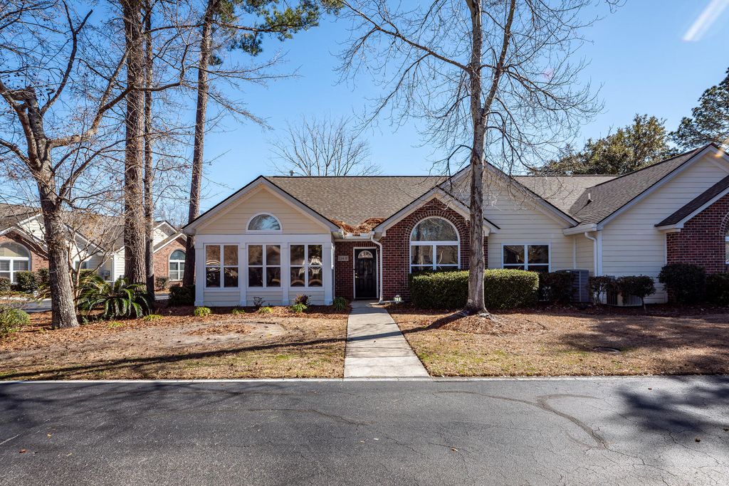 Photo of 116 Ashley Villa Circle #Unit B, Charleston, SC 29414 (MLS # 26005034)