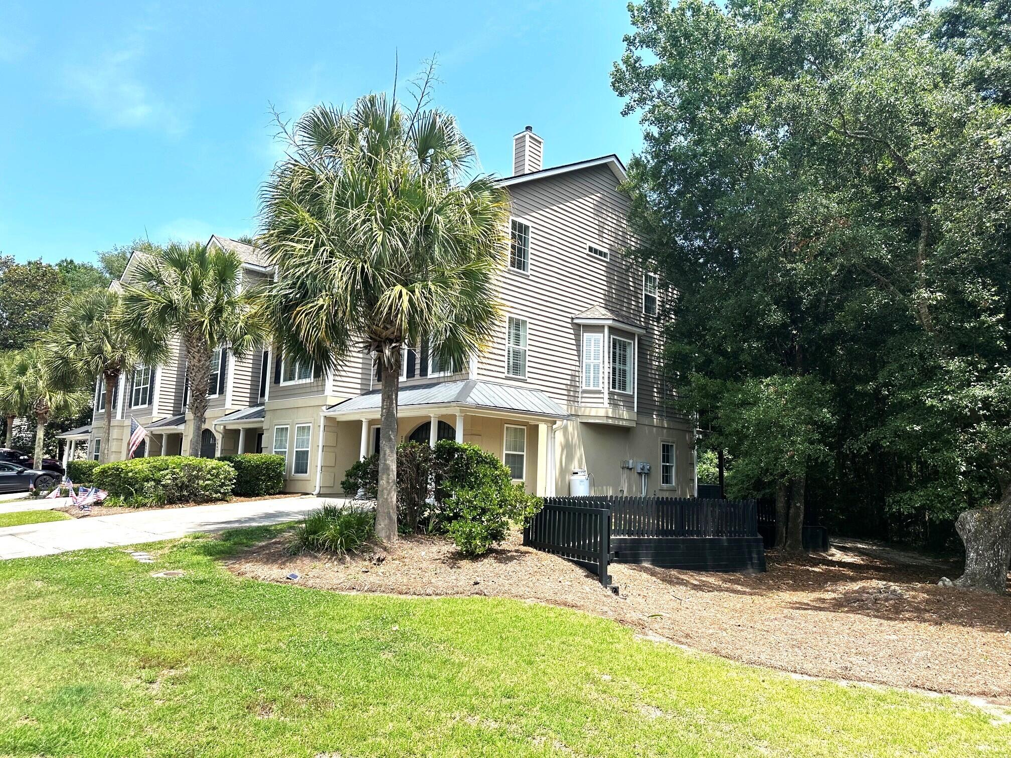 2858 Woodland Park Drive