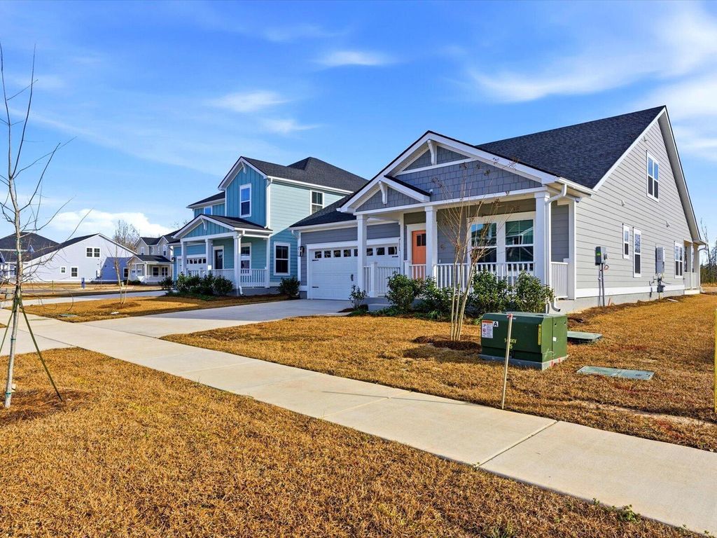 Photo of 349 Calm Water Way, Summerville, SC 29486 (MLS # 26006047)