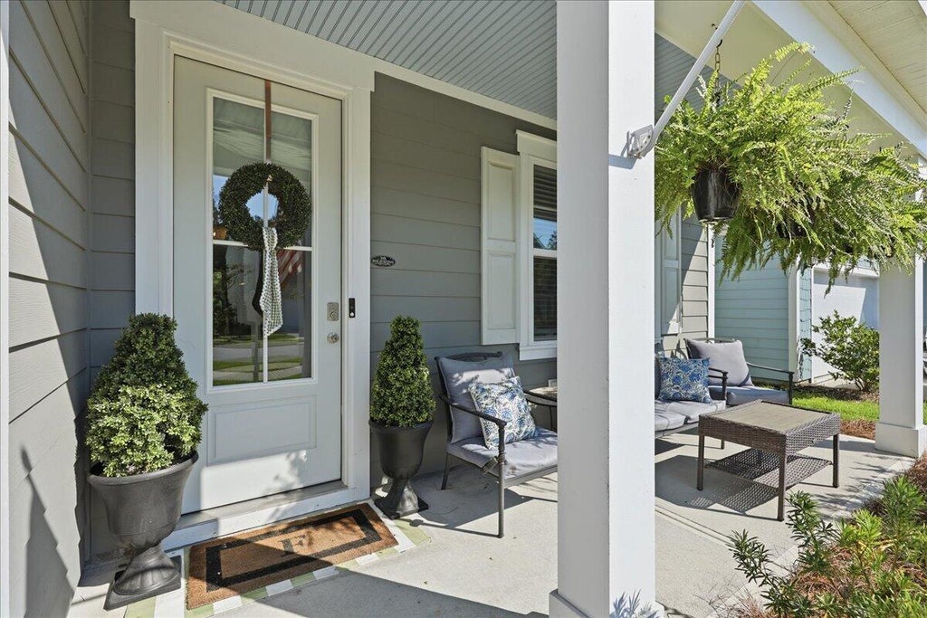 Photo of 160 Cherry Grove Drive, Summerville, SC 29483 (MLS # 26022176)