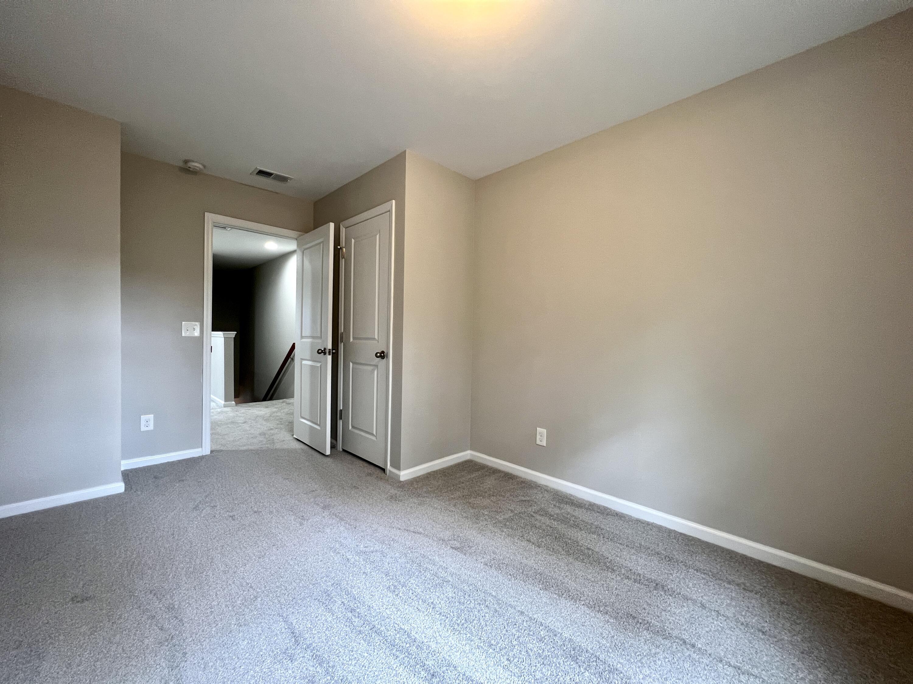 Photo 11 of 16 of 407 Hemingway Circle townhome