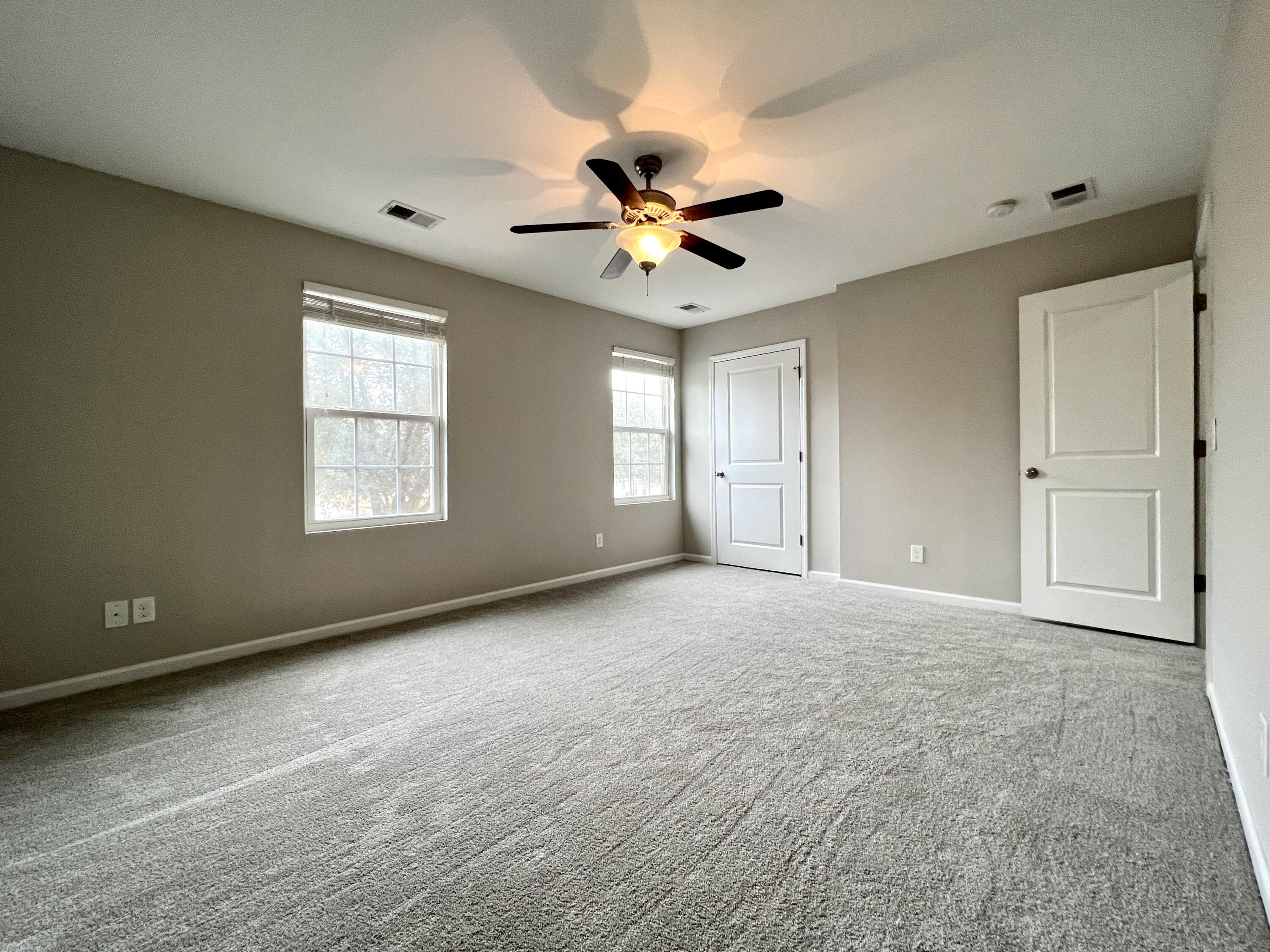 Photo 7 of 16 of 407 Hemingway Circle townhome