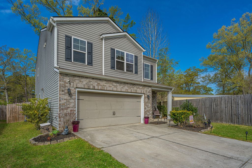 Photo of 195 Hickory Ridge Way, Summerville, SC 29483 (MLS # 26007822)