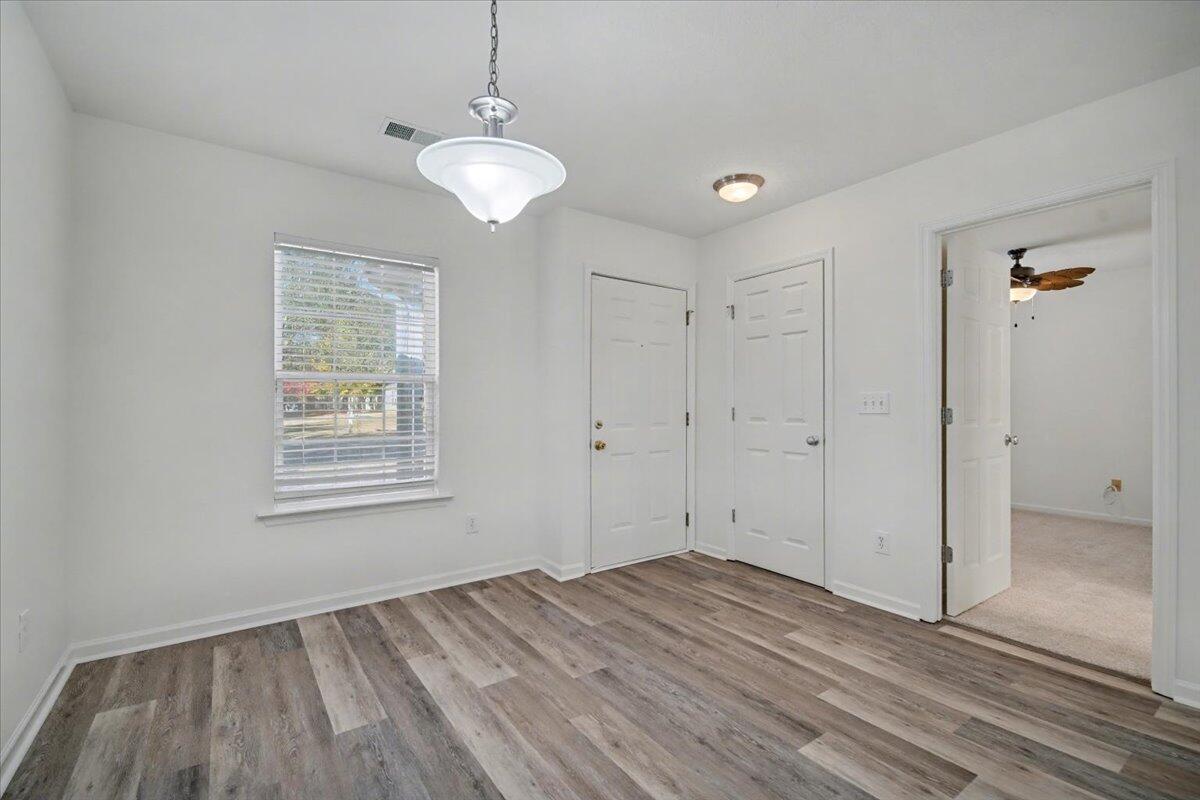 7876 Park Gate Drive