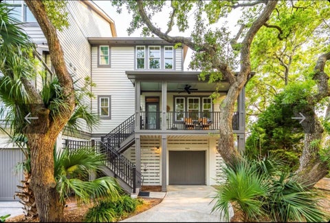 Photo of 945 Cove Bay Lane #14, Mount Pleasant, SC 29464 (MLS # 26012840)