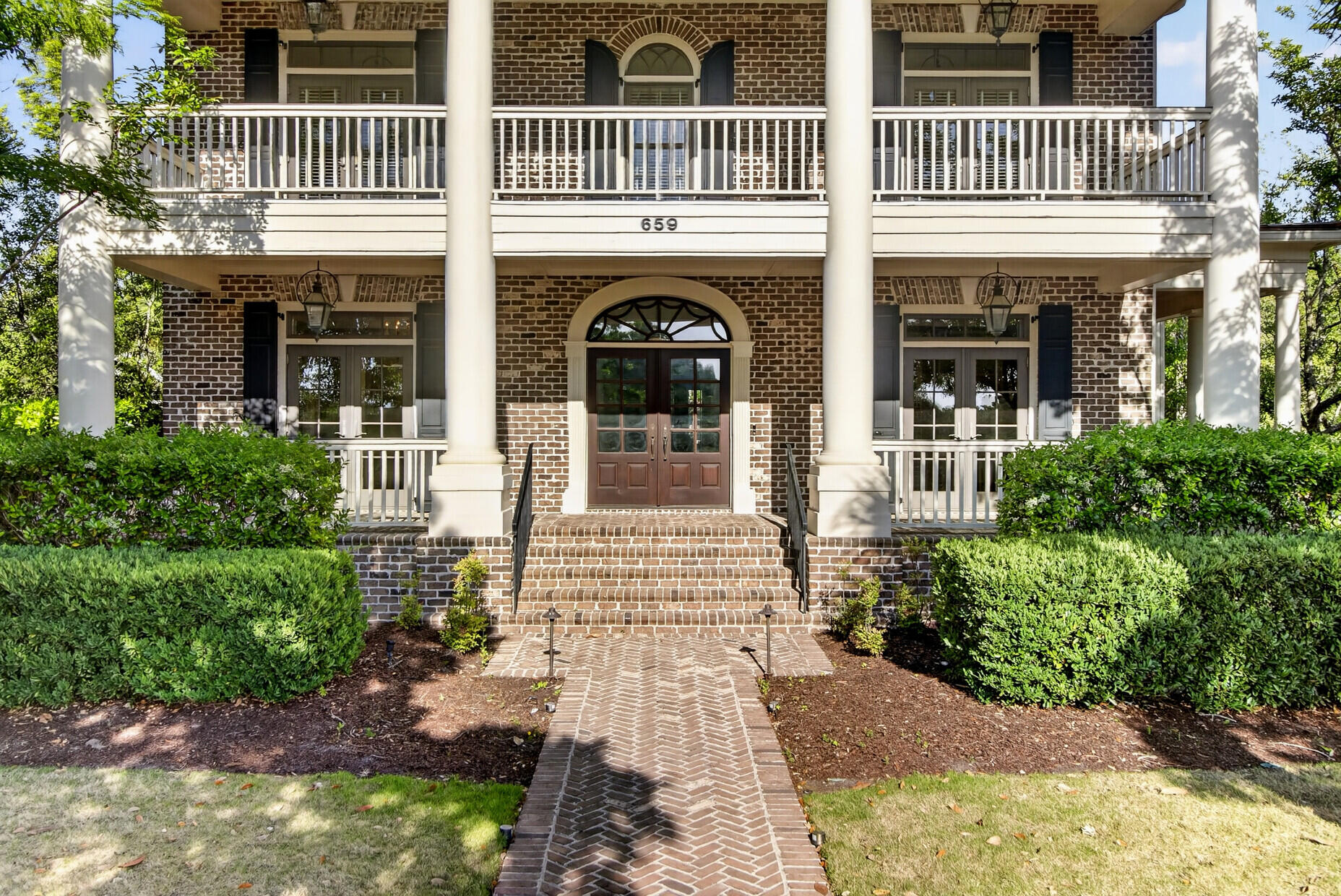 659 Island Park Drive