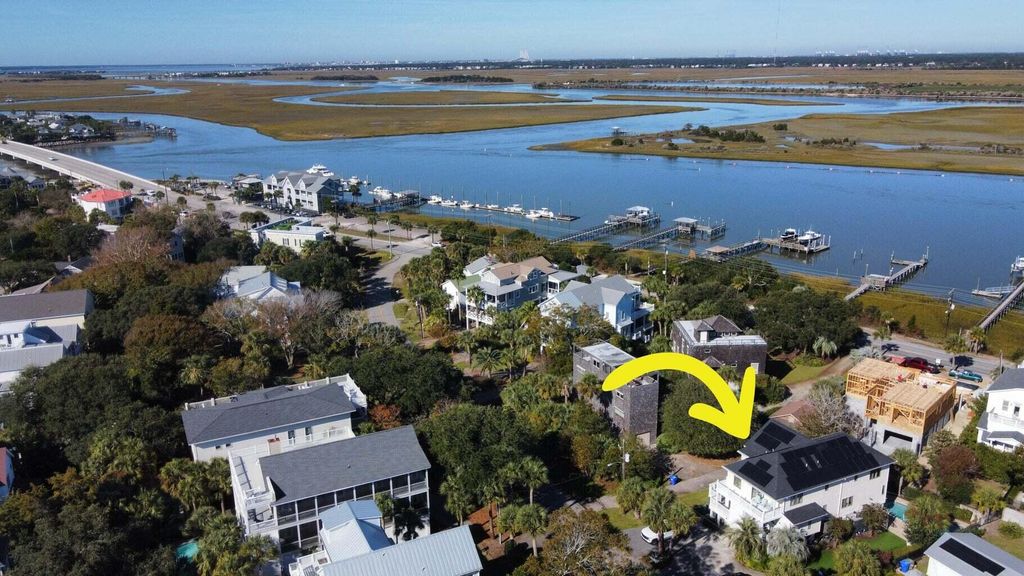 Photo of 109 Carolina Boulevard, Isle of Palms, SC 29451 (MLS # 25033083)
