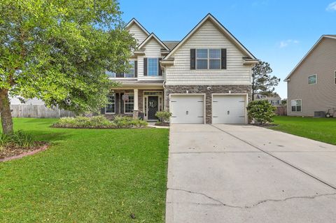 Photo of 136 Carolina Wren Avenue, Moncks Corner, SC 29461 (MLS # 26011977)