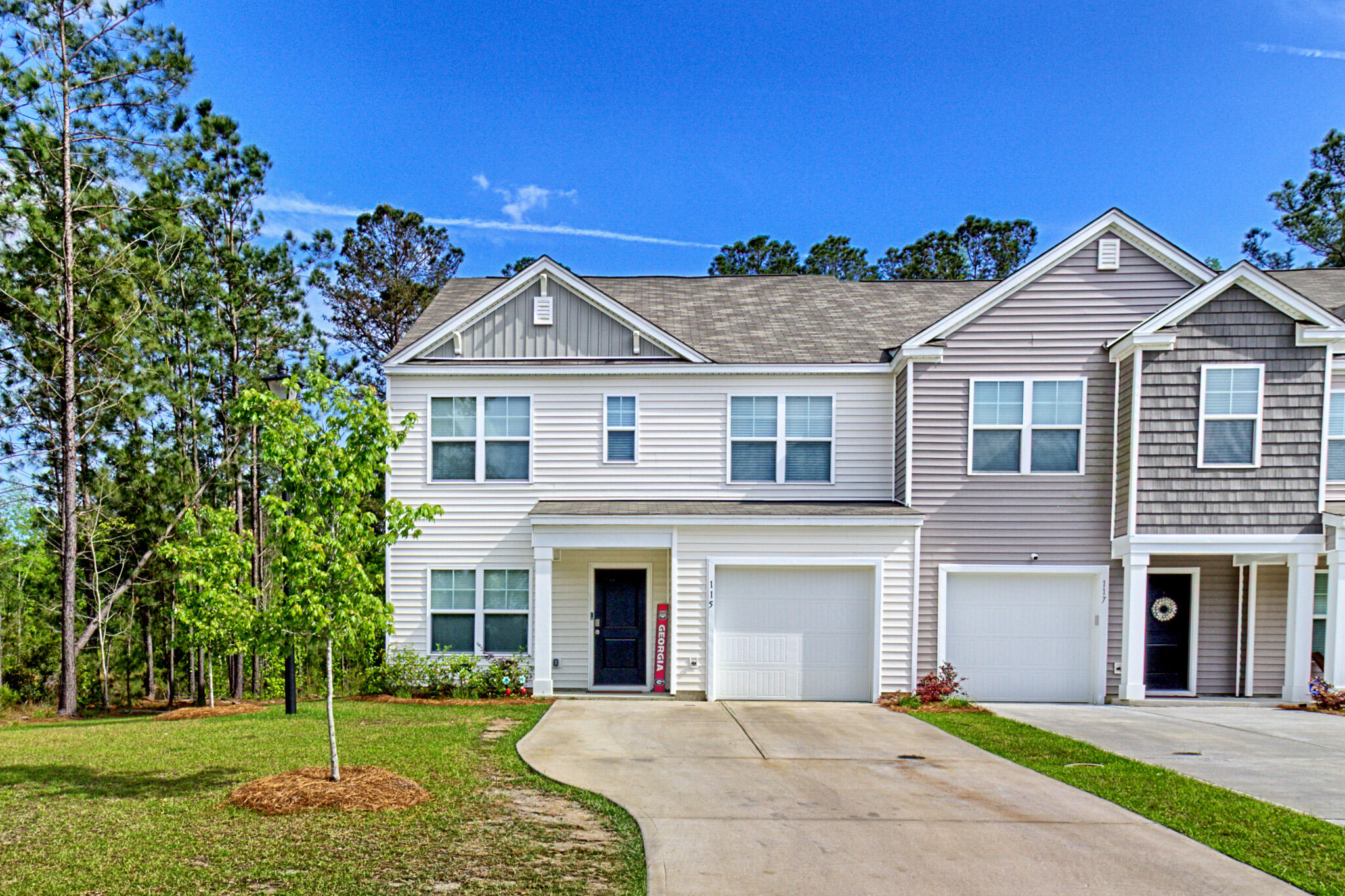 115 E East Sunrise Lane